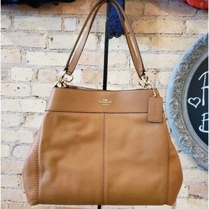 Coach F28997 Lexy Shoulder Bag, tan and gold preowned. Excellent condition.